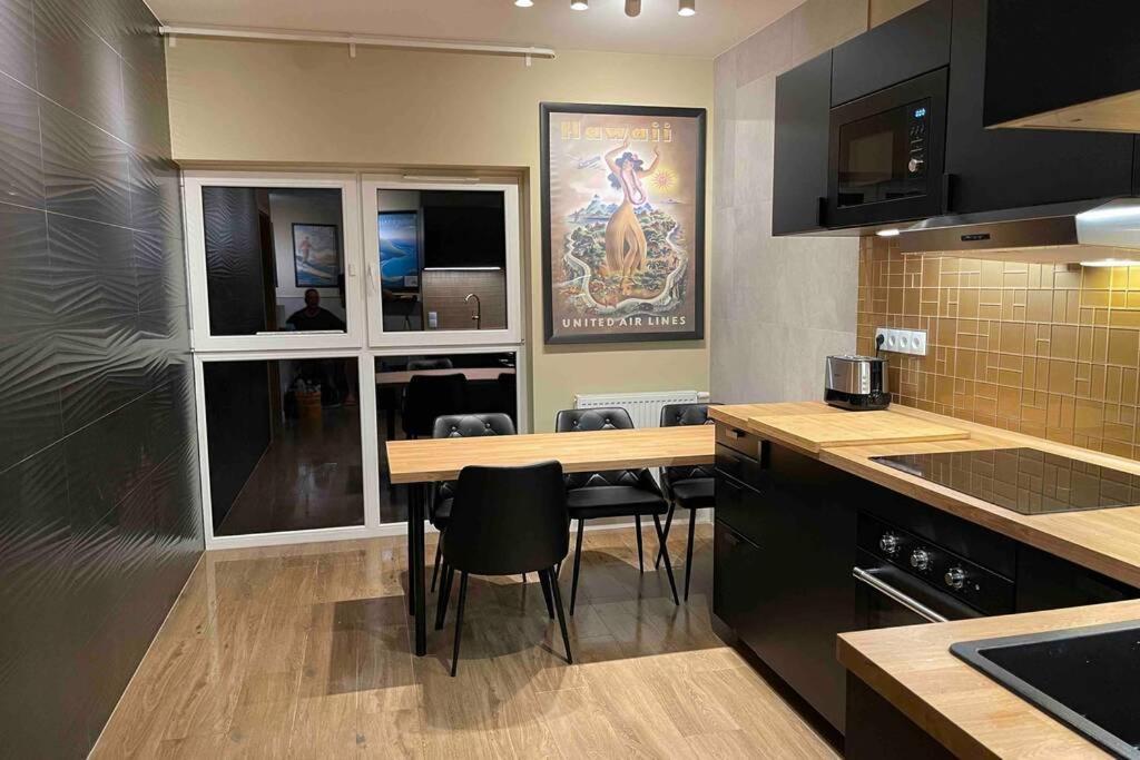 Hawaii Beach Lounge, Loft Z Jacuzzi I Tarasem - Sloneczne Tarasy W Porta Mare, Дзивновек Экстерьер фото